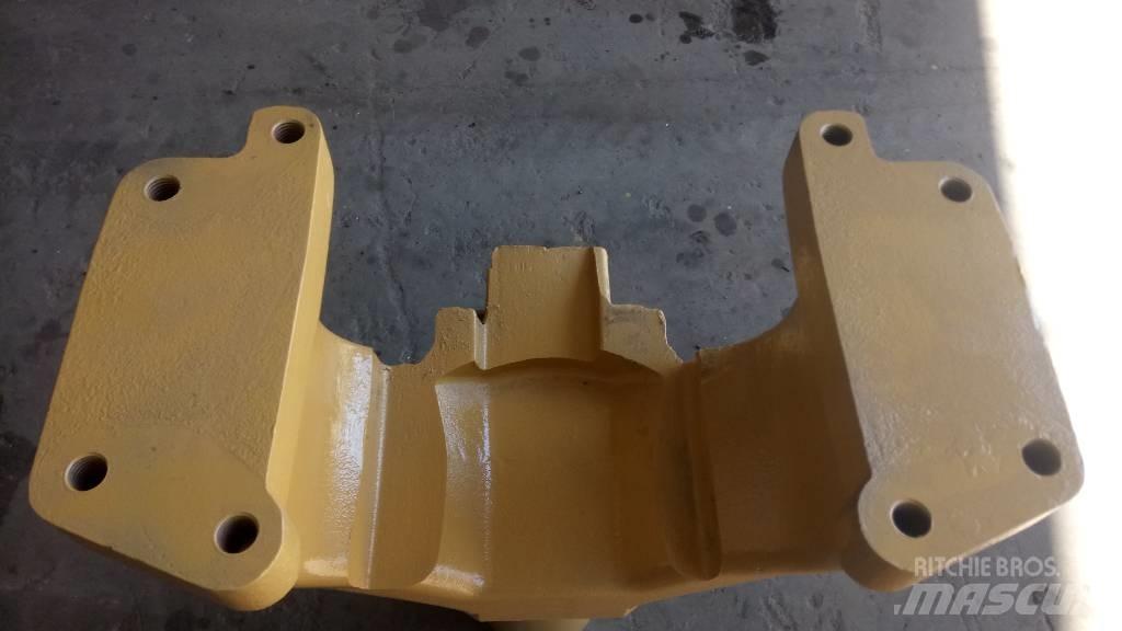 CAT 245 Chassis