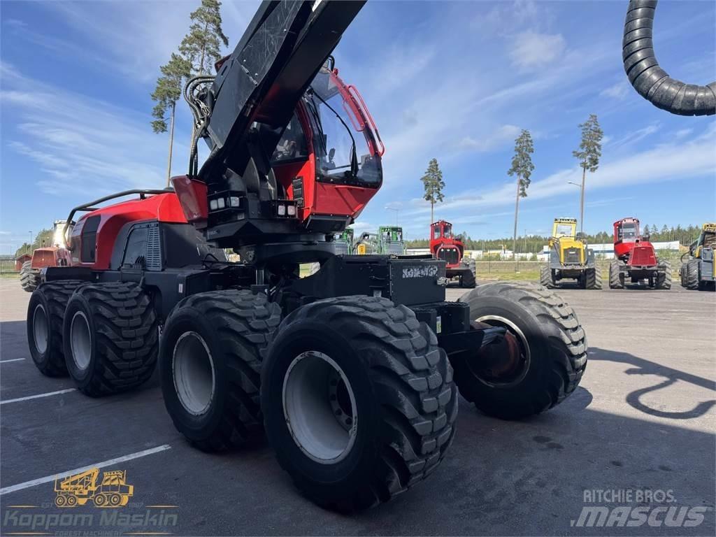 Komatsu 931XC Harvester