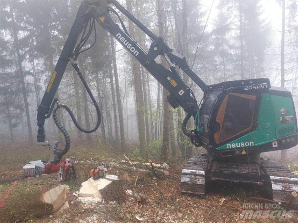 Neuson 204 HVT Harvester