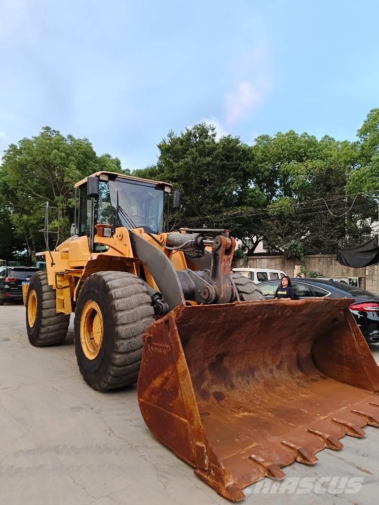 Volvo L 120 Radlader