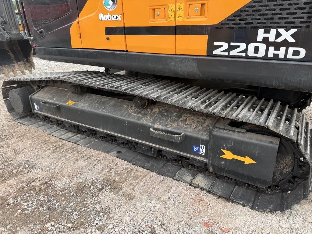 Hyundai HX 220 Raupenbagger