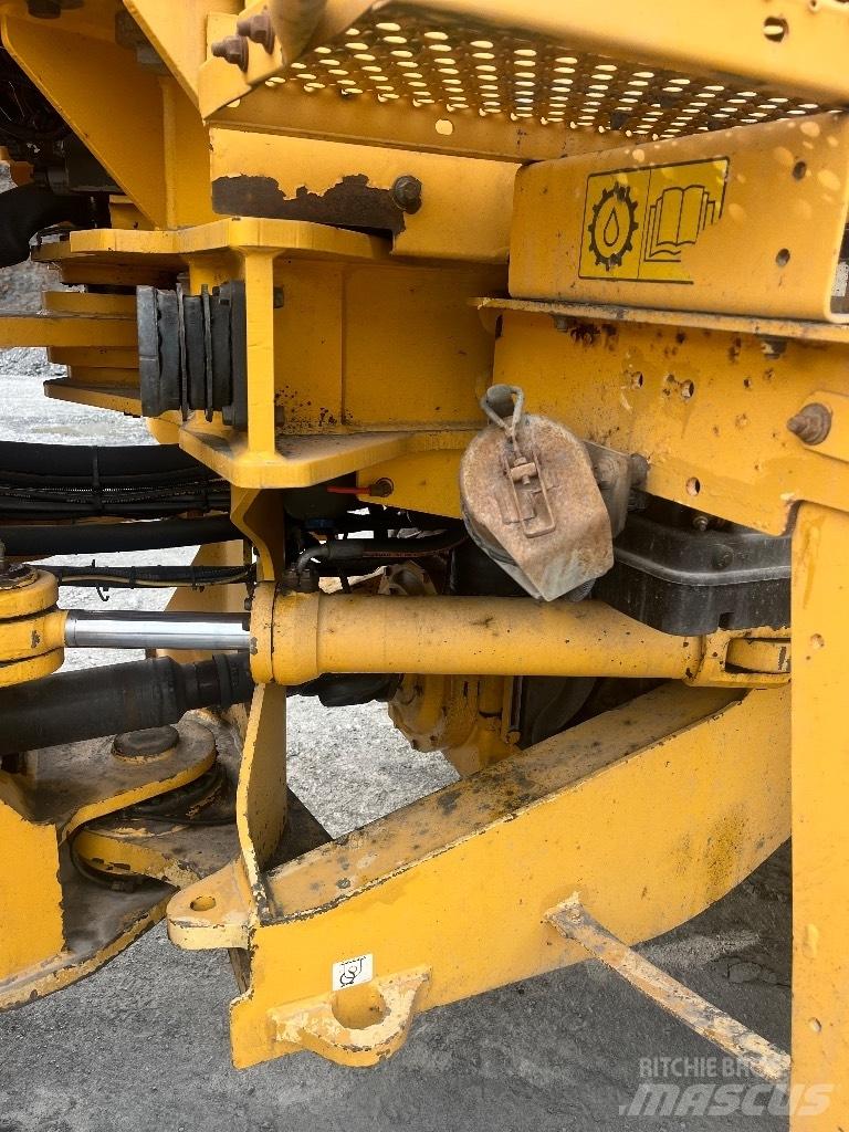 Volvo L 120 F Radlader