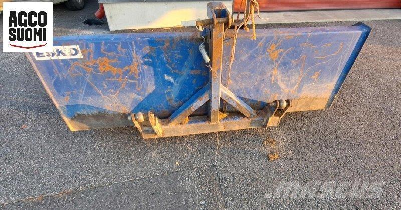 Esko TAKAKAUHA 200 Sonstige Landmaschinen