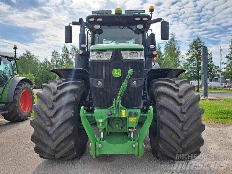 John Deere 7310 R Traktoren