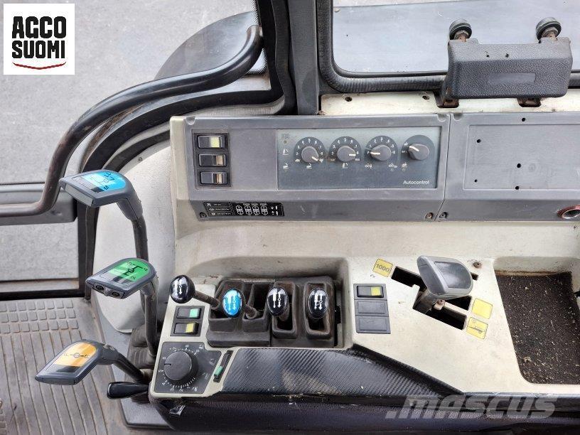 Valmet 8750 Traktoren