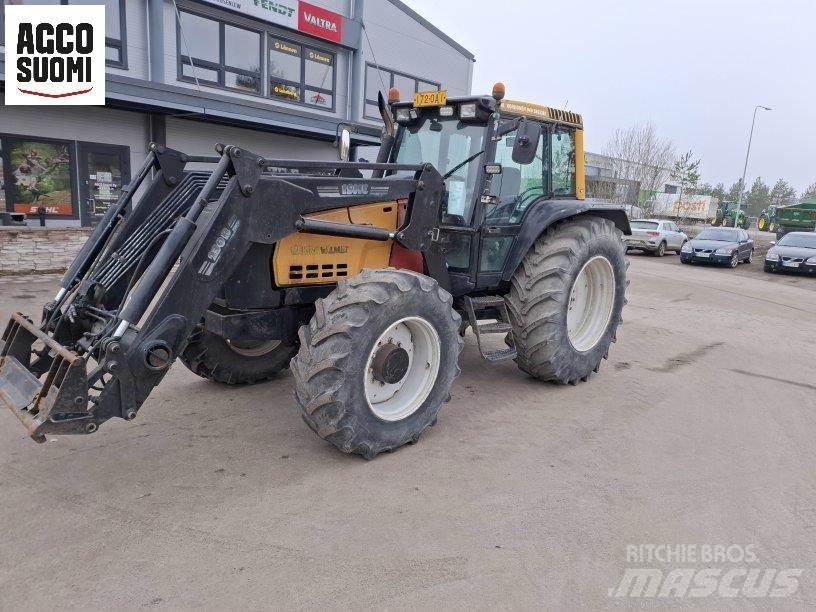 Valtra 8450 HITECH Traktoren