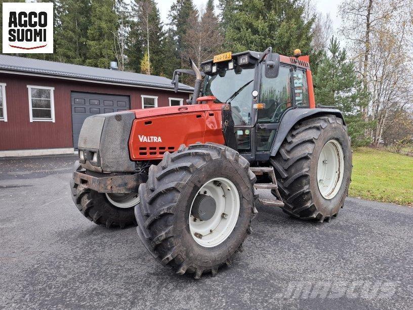 Valtra 8550 HT Traktoren
