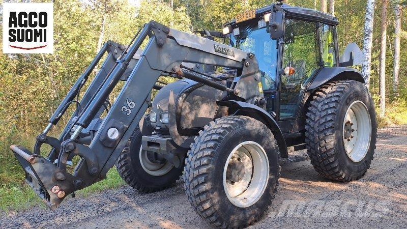 Valtra A93 Traktoren
