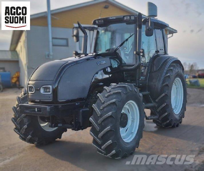 Valtra T140 Traktoren