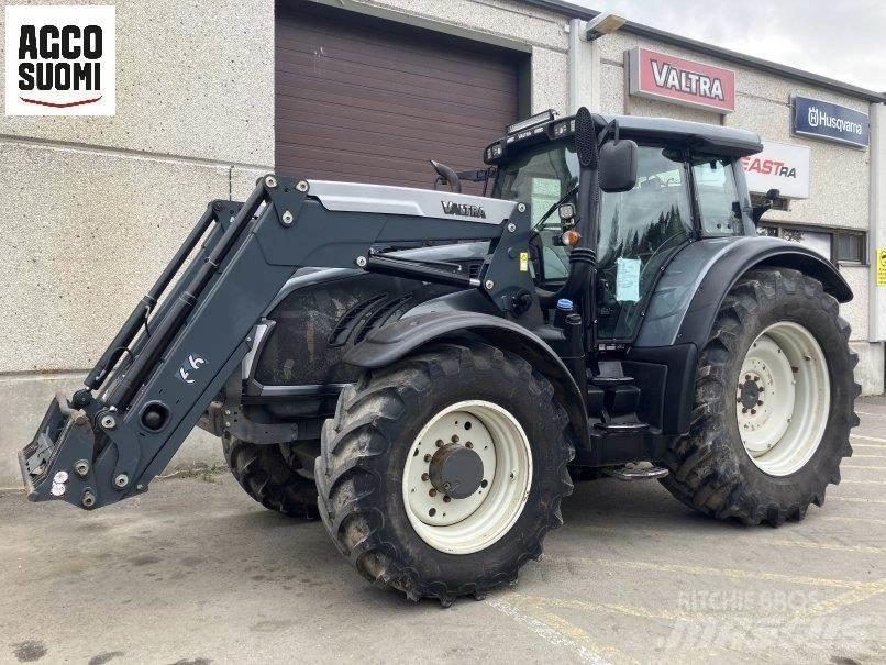 Valtra T163 DIRECT Traktoren