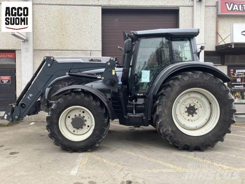 Valtra T163 DIRECT Traktoren