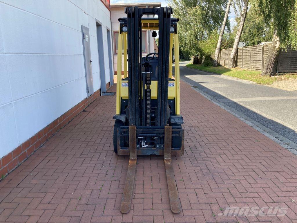 Hyster H 1.6 FT Gas Stapler