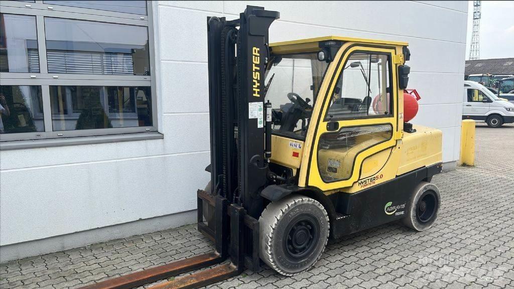 Hyster H 5.0 FT Gas Stapler