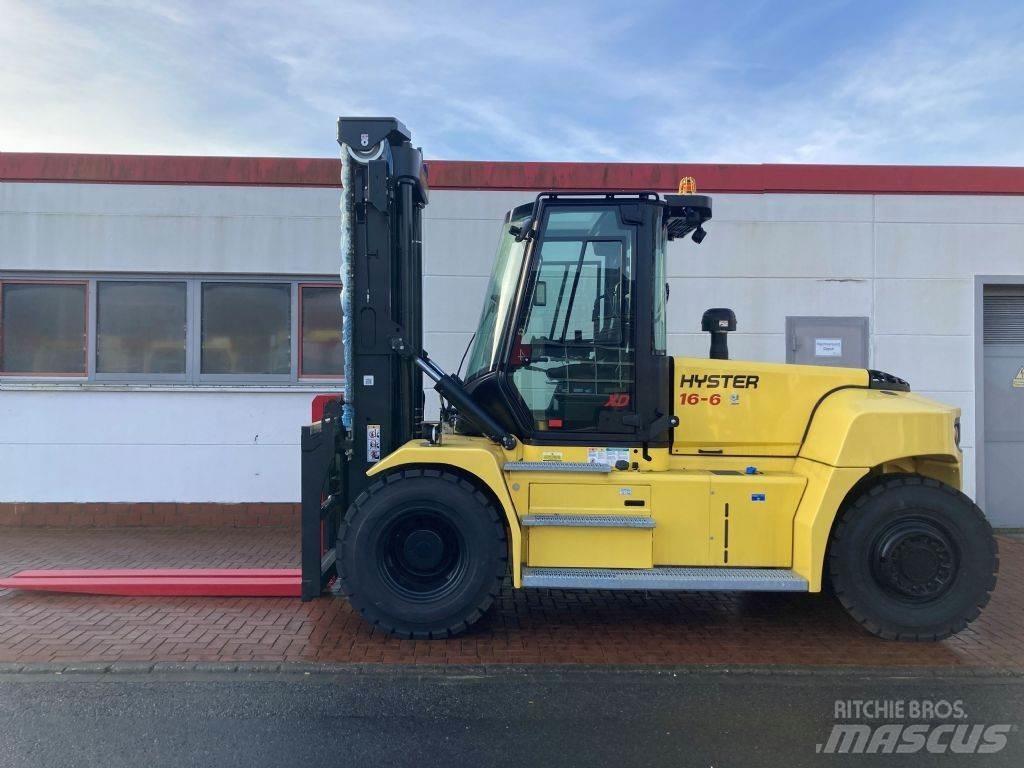Hyster H16XD6 Diesel Stapler