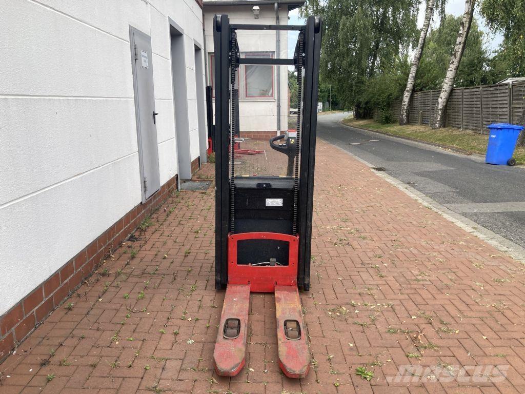 Hyster S 1.0 Deichselstapler