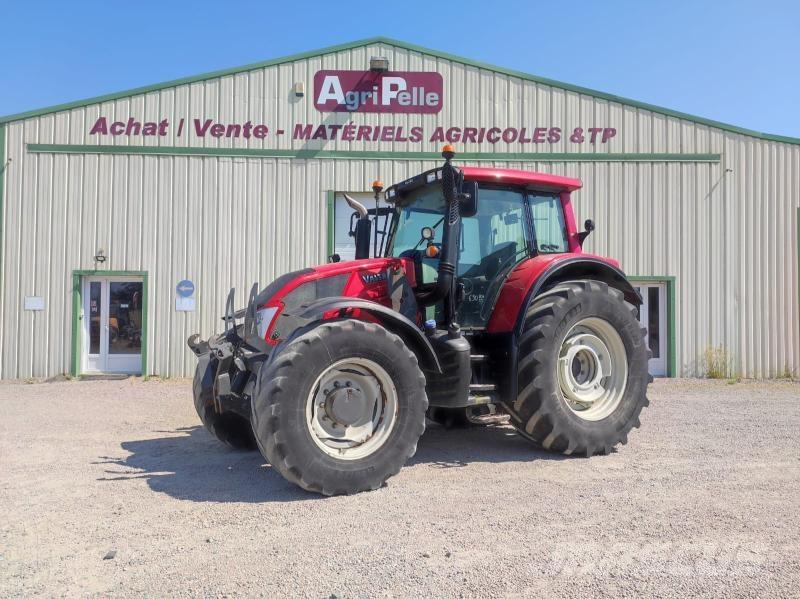 Valtra N163 Traktoren