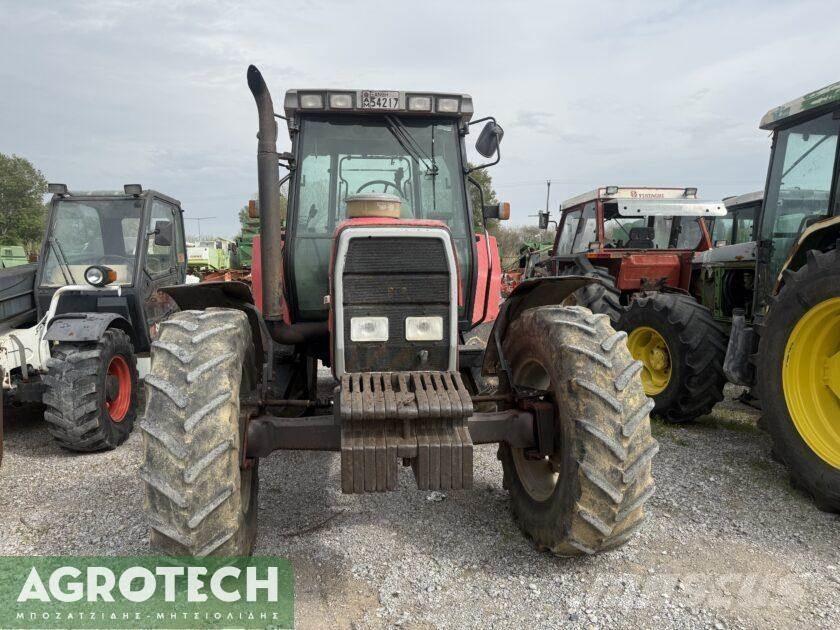 Massey Ferguson 6170 Traktoren