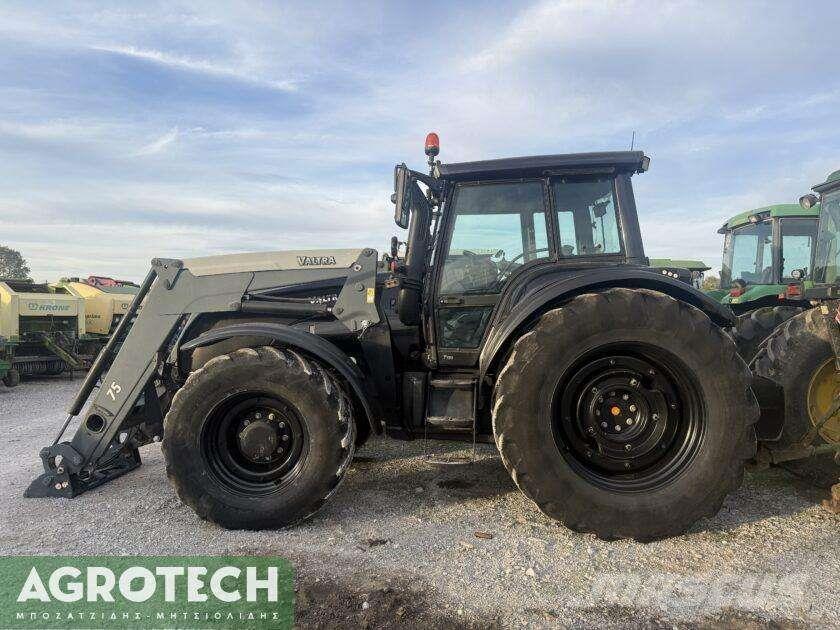 Valtra T 190 Traktoren