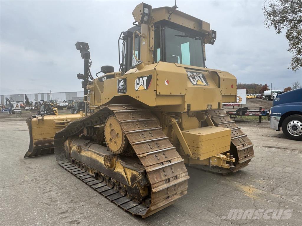 CAT D6T Bulldozer