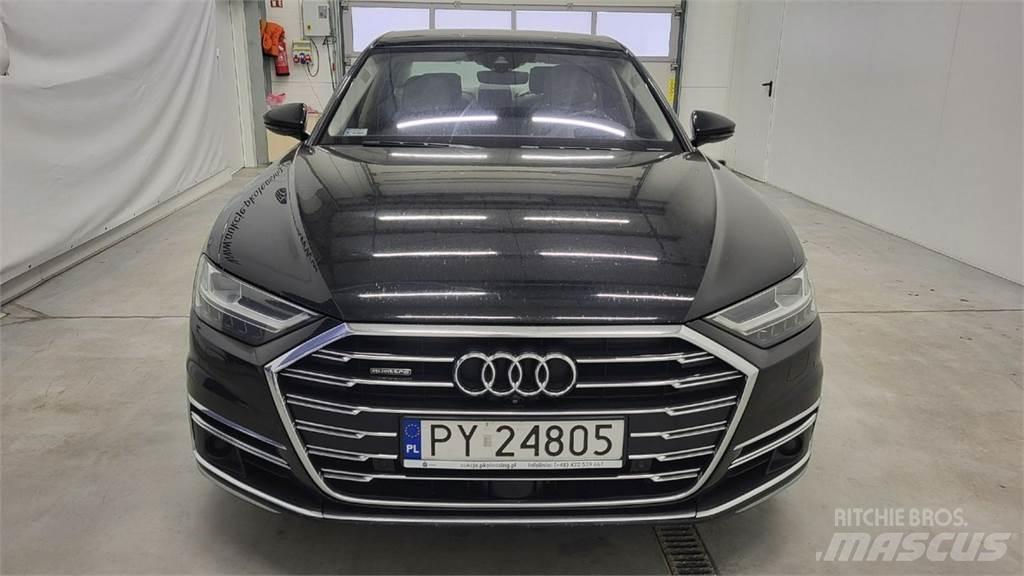 Audi A8 PKWs