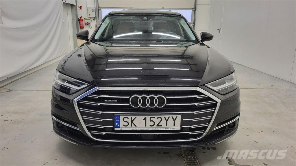 Audi A8 PKWs