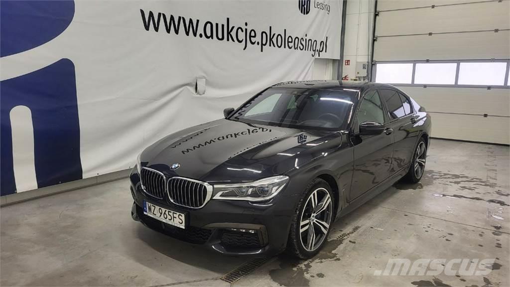 BMW 740 PKWs