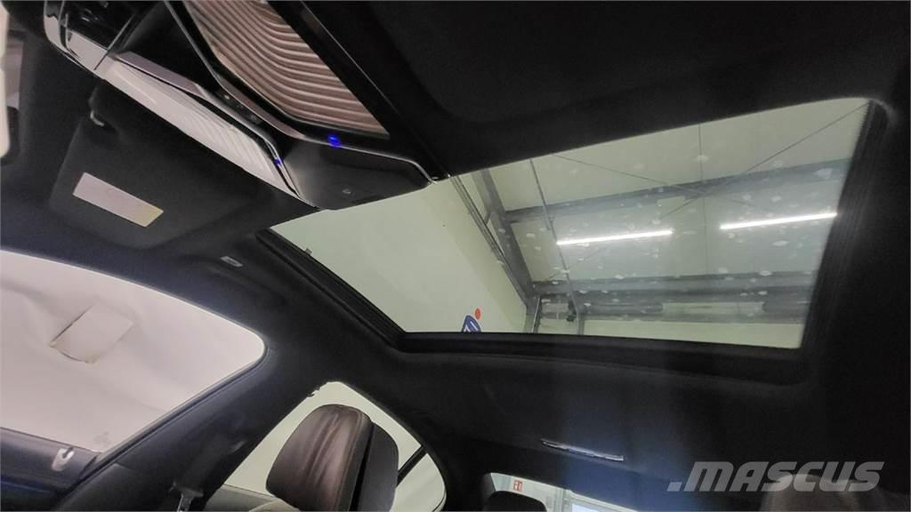 BMW 740 PKWs