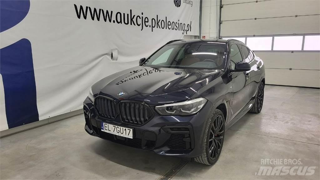 BMW X6 PKWs