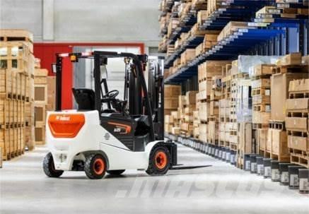 Bobcat B 25NS Elektro Stapler