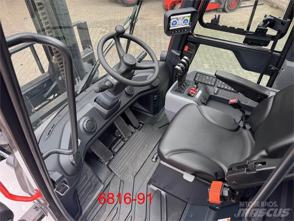 Bobcat D 90 S-9 Diesel Stapler