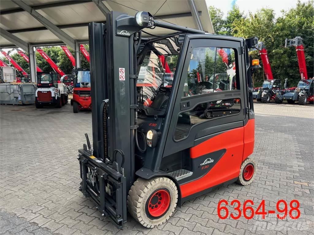 Linde E 30 HL 01 600 Elektro Stapler