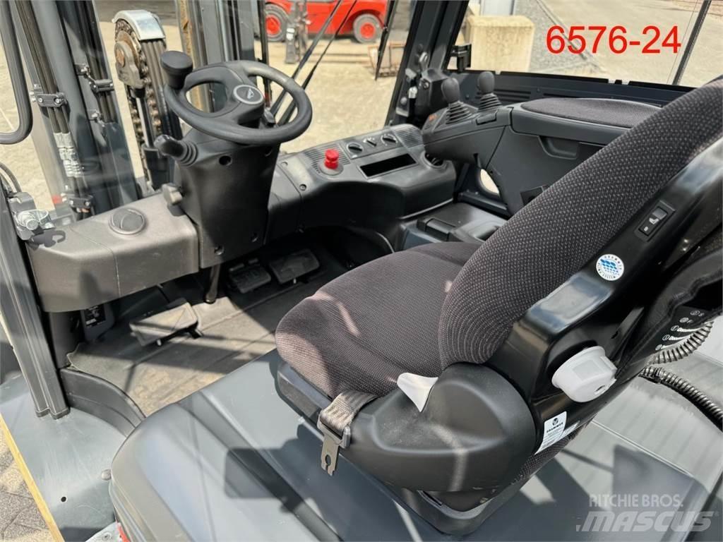 Linde E 50 HL 01 Elektro Stapler