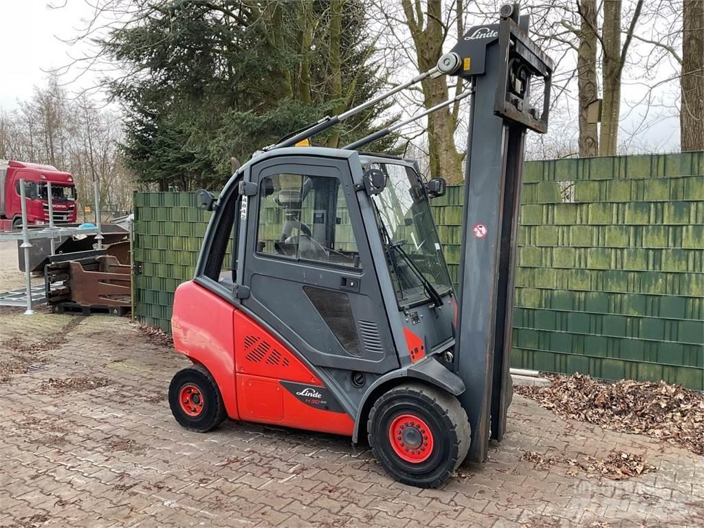 Linde H 30 D 02 EVO Diesel Stapler