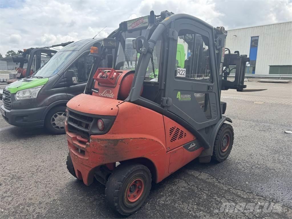 Linde H 30 T Gas Stapler