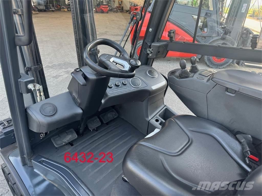 Linde H 30 T 01 Gas Stapler