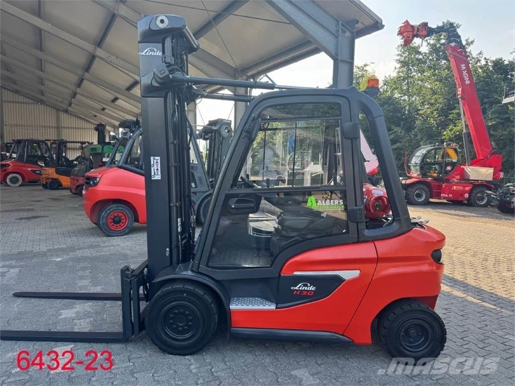 Linde H 30 T 01 Gas Stapler