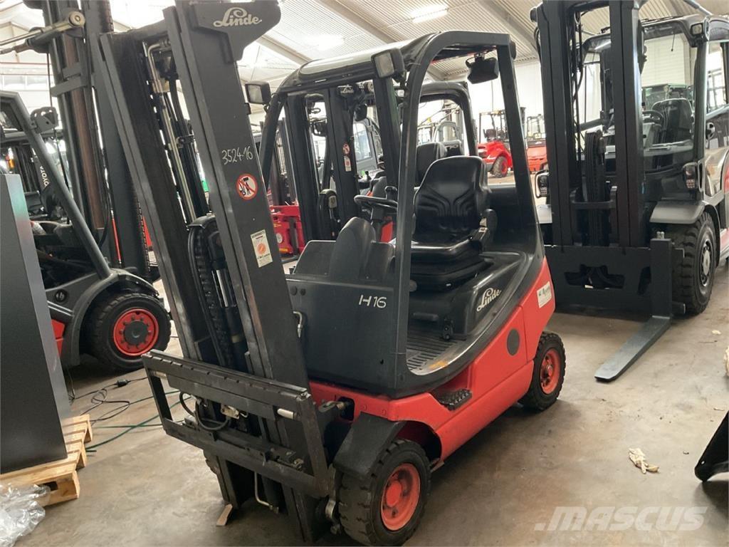Linde H16T-03 Gas Stapler