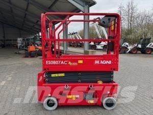 Magni ES 0807 AC + Scheren-Arbeitsbühnen