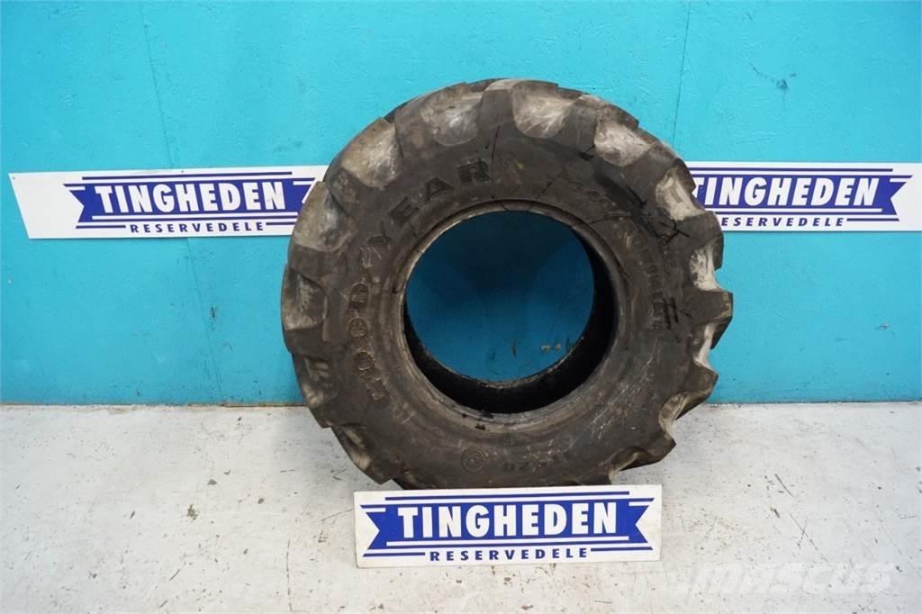  18 340/80R18 Reifen