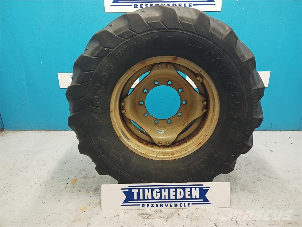  28 540/65R28 Reifen
