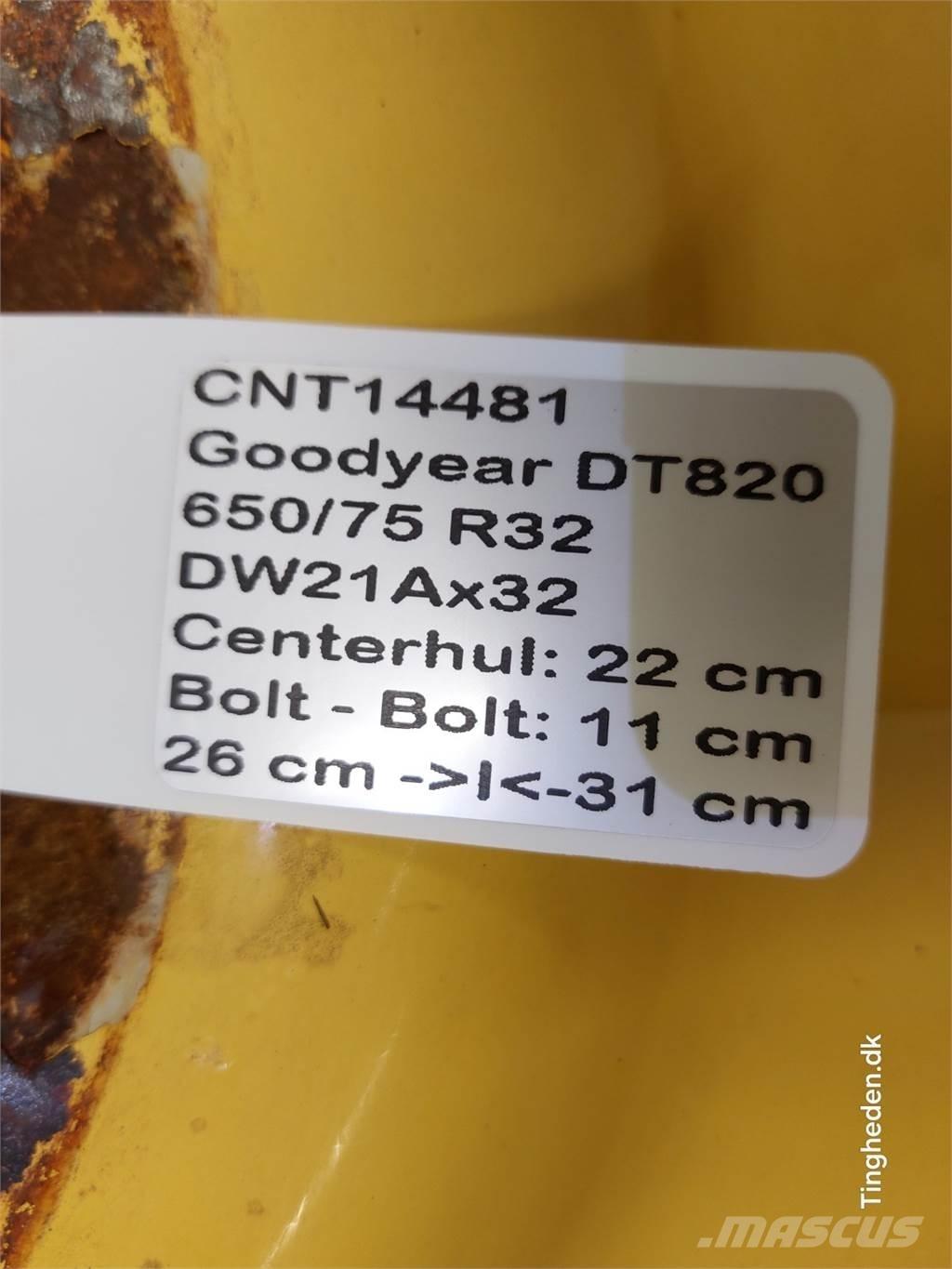  32 650/75 R32 Reifen