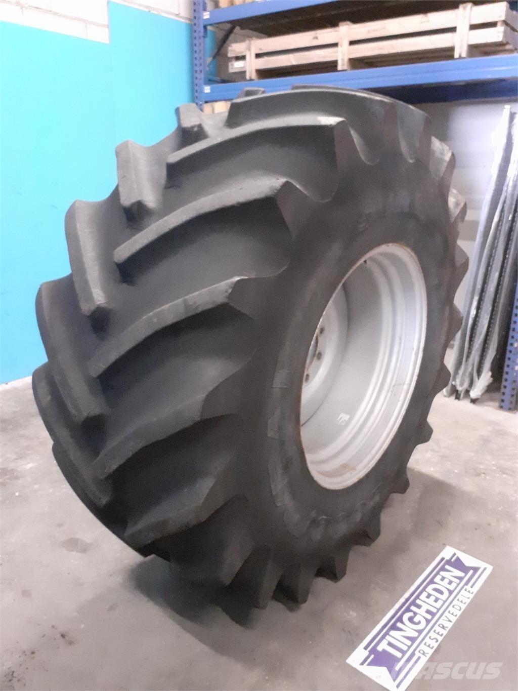  32 800/65R32 Reifen