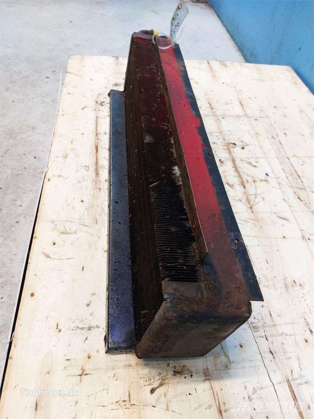 CASE 1620 Radiatoren