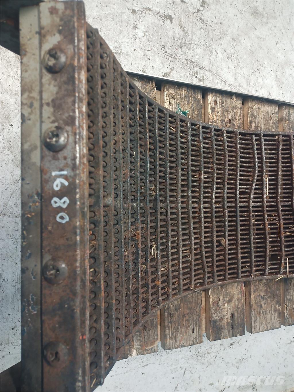 CASE 1680 Zubehör Mähdrescher