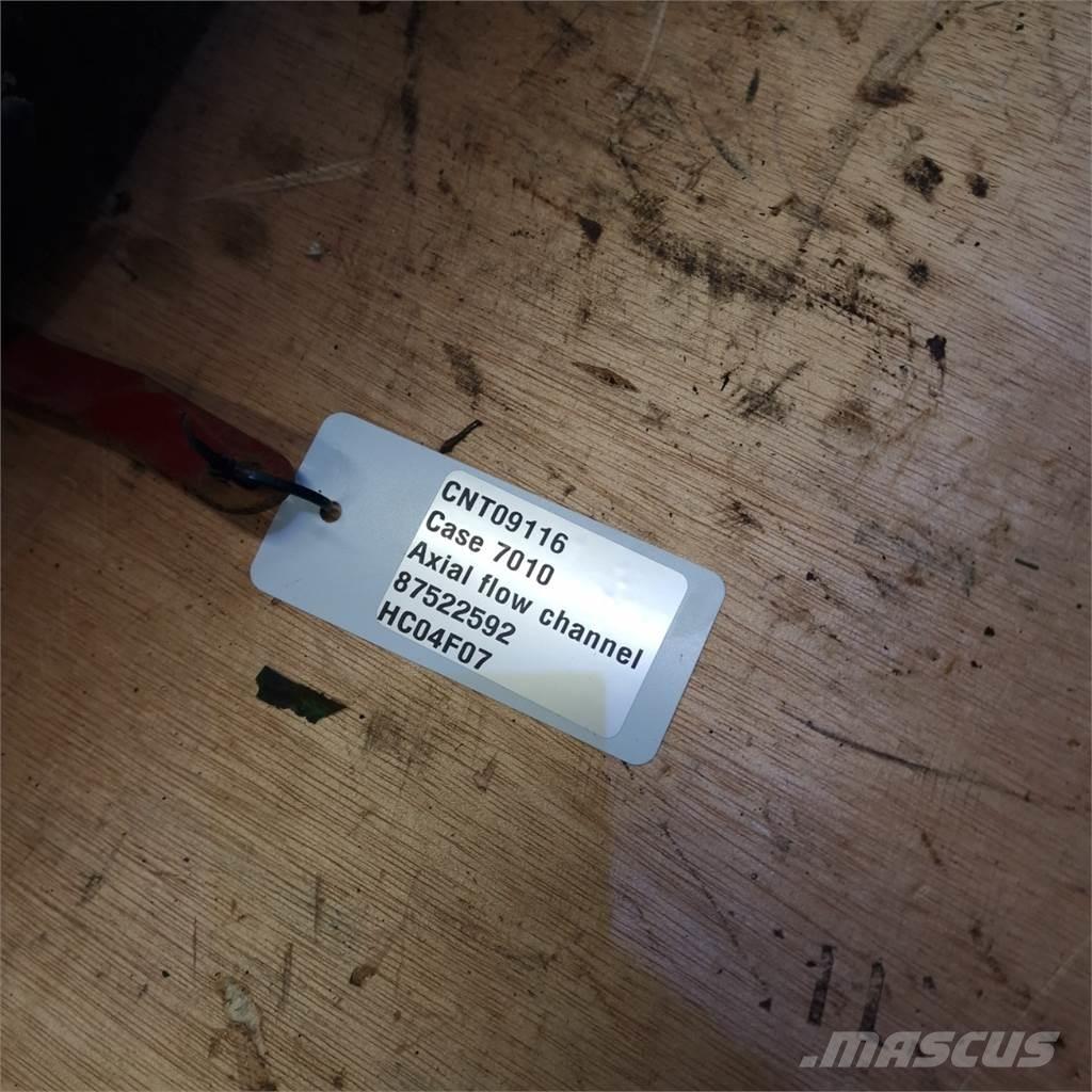 CASE 7010 Radiatoren