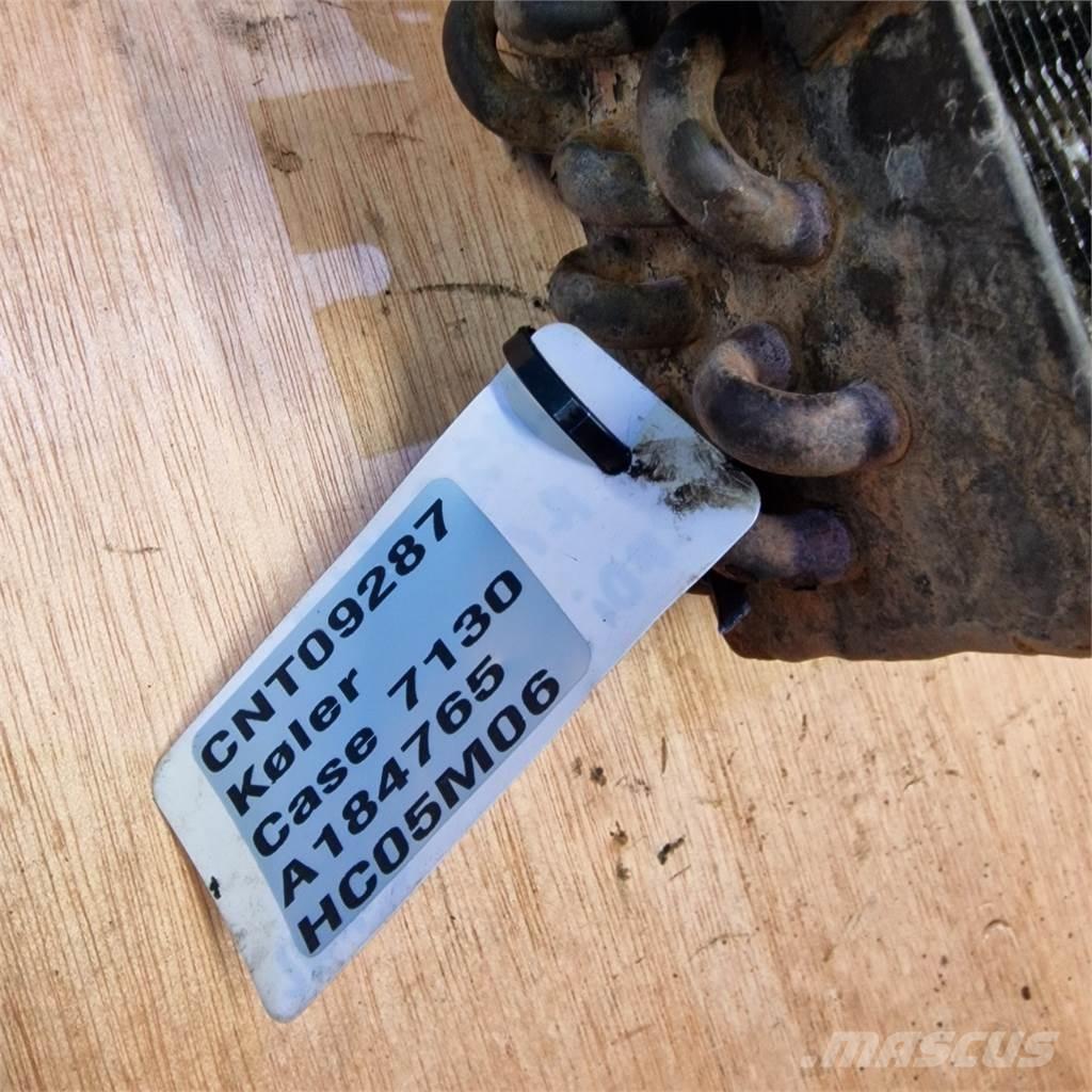 CASE 7130 Radiatoren