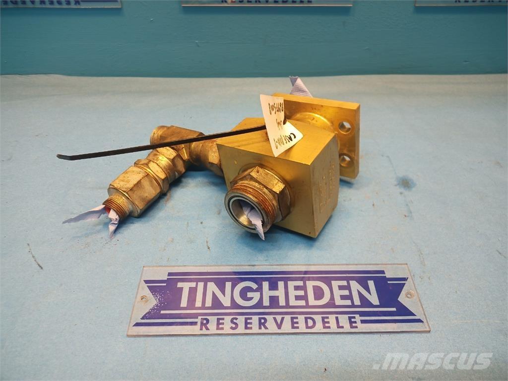 CASE 8010 Hydraulik
