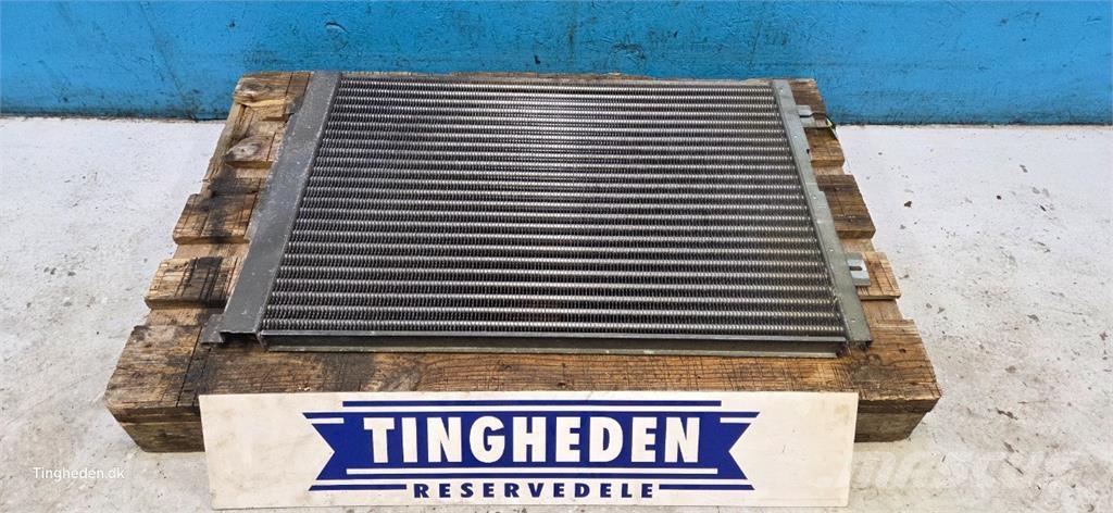 CASE 9240 Radiatoren