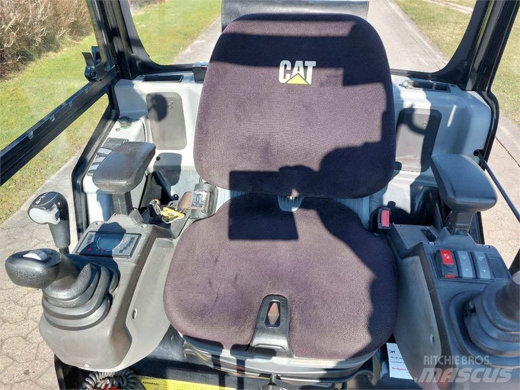 CAT 301.7D Minibagger < 7t