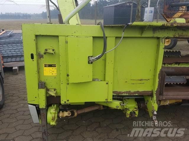 CLAAS 6218 8R Selbstfahrende Häcksler
